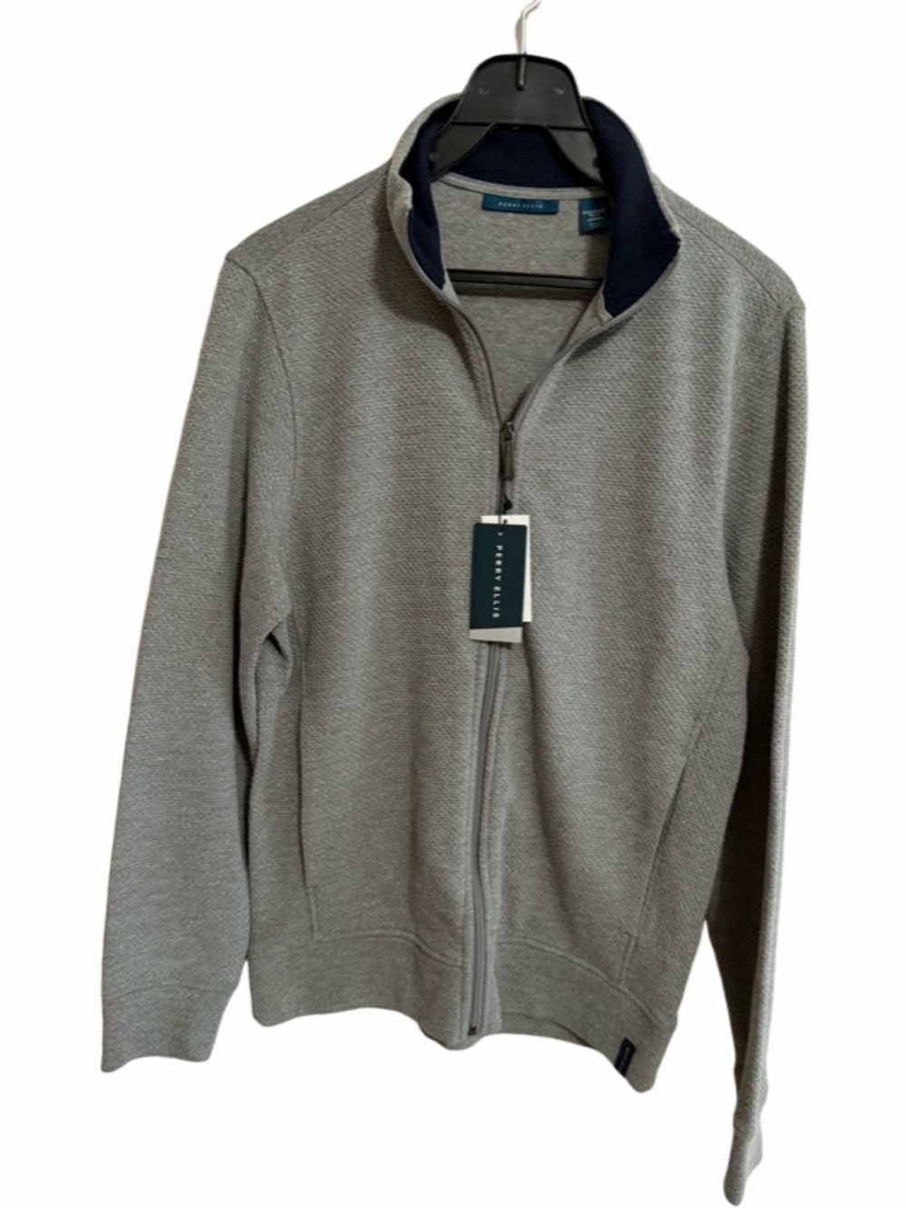 Perry Ellis 1/4 zip top